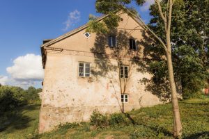 Dienstbotenhaus scheden