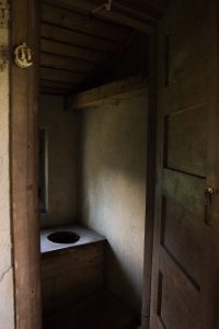 Dienstbotenhaus scheden