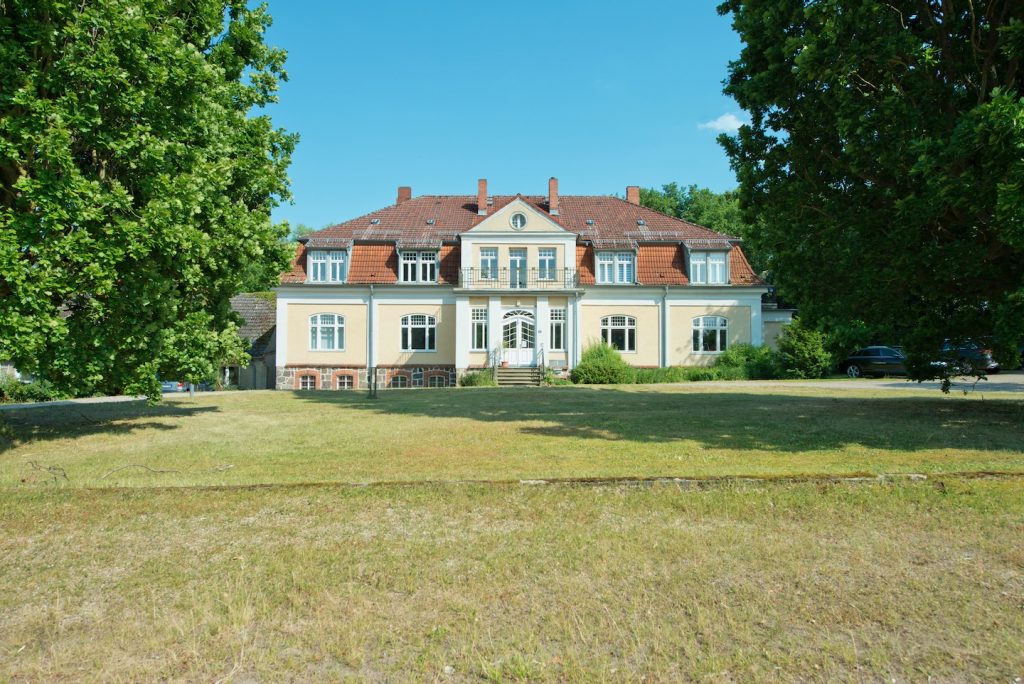 Gutshaus neu kaeblich 36
