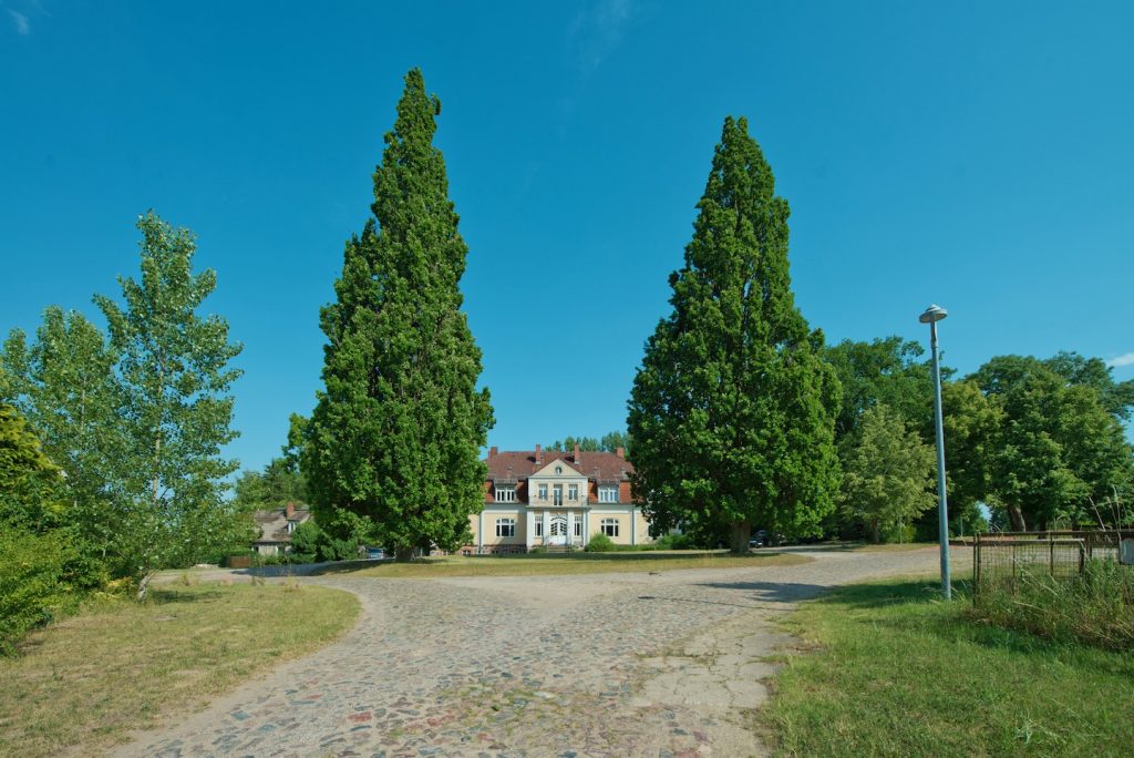 Gutshaus neu kaeblich 37